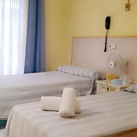 Alhambra Hostal Tarragona