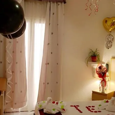 Alhambra Hostel Tarragona