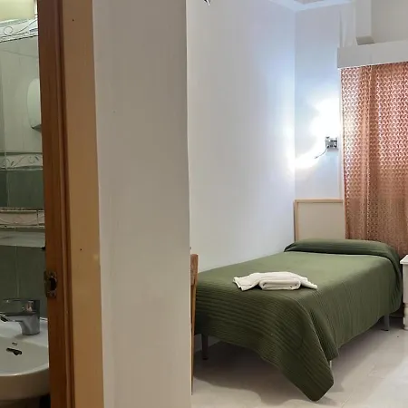 Alhambra Hostal