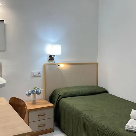 Alhambra Hostal