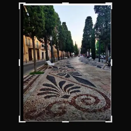 Alhambra Hostel Tarragona