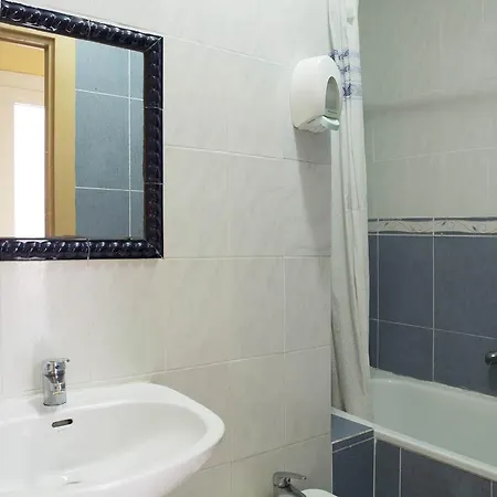 Alhambra Hostal